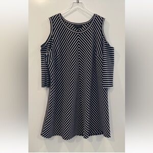 Lane Bryant Black White Stripe Cold Shoulder Dress Womens Size 26/28‎